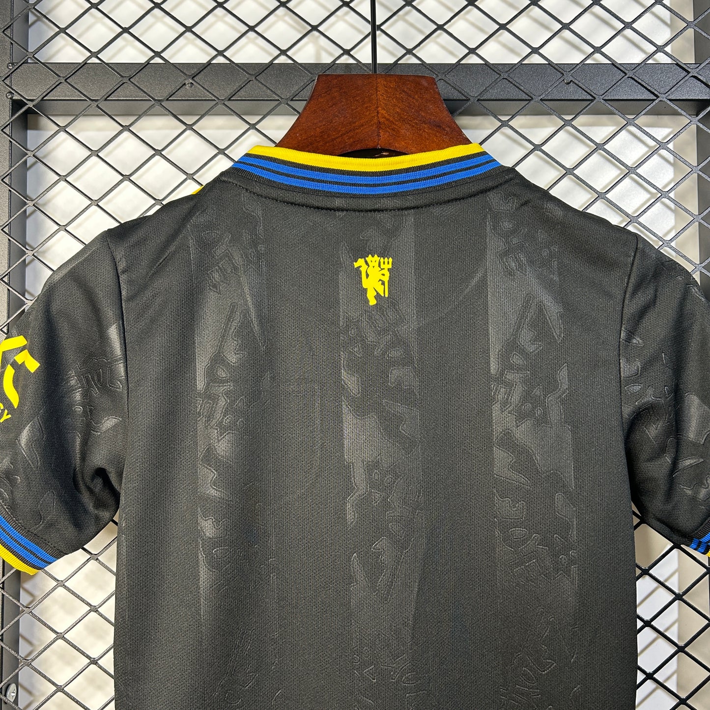 Manchester United 2025/26 Away Kids Version
