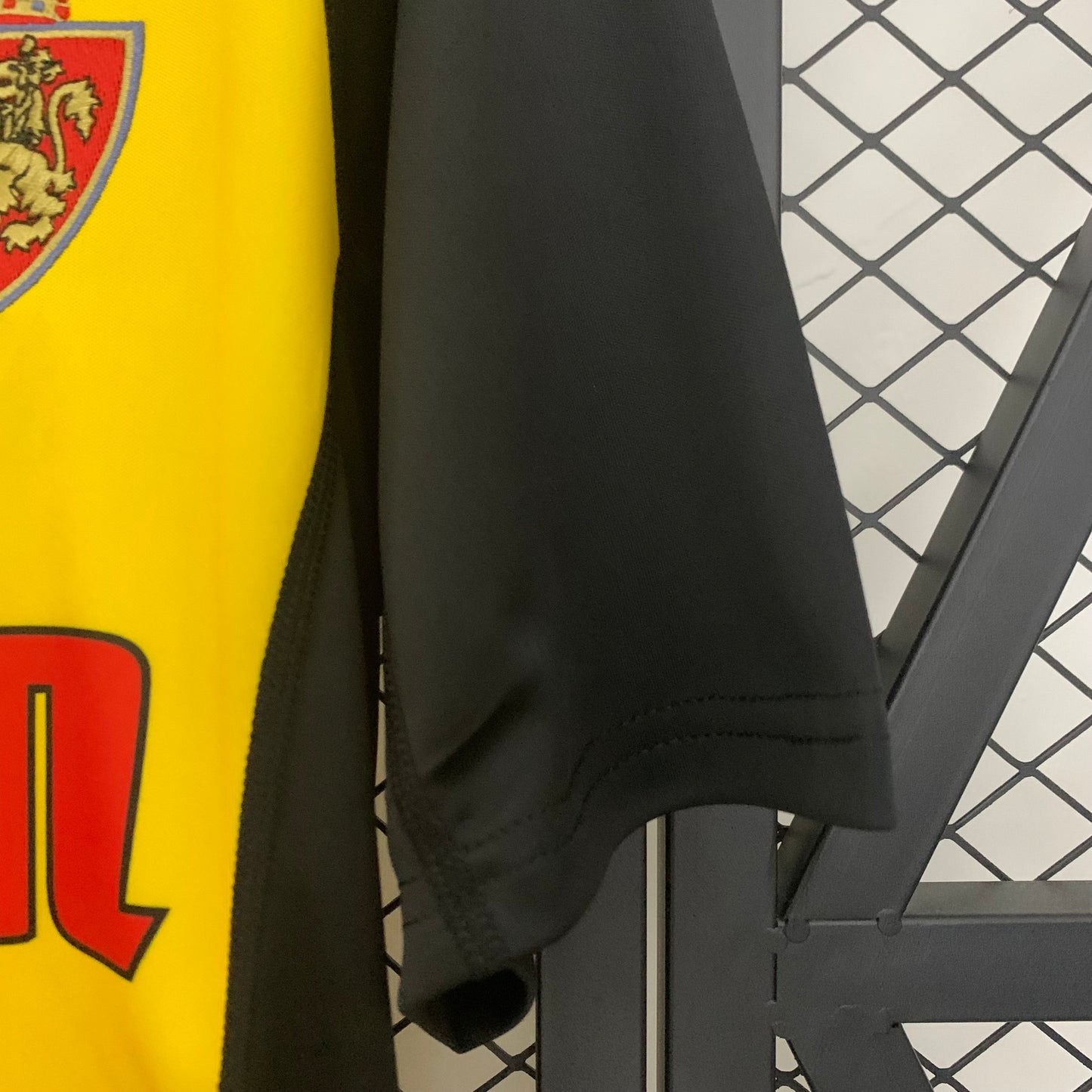 Zaragoza retro 2001/02 Away