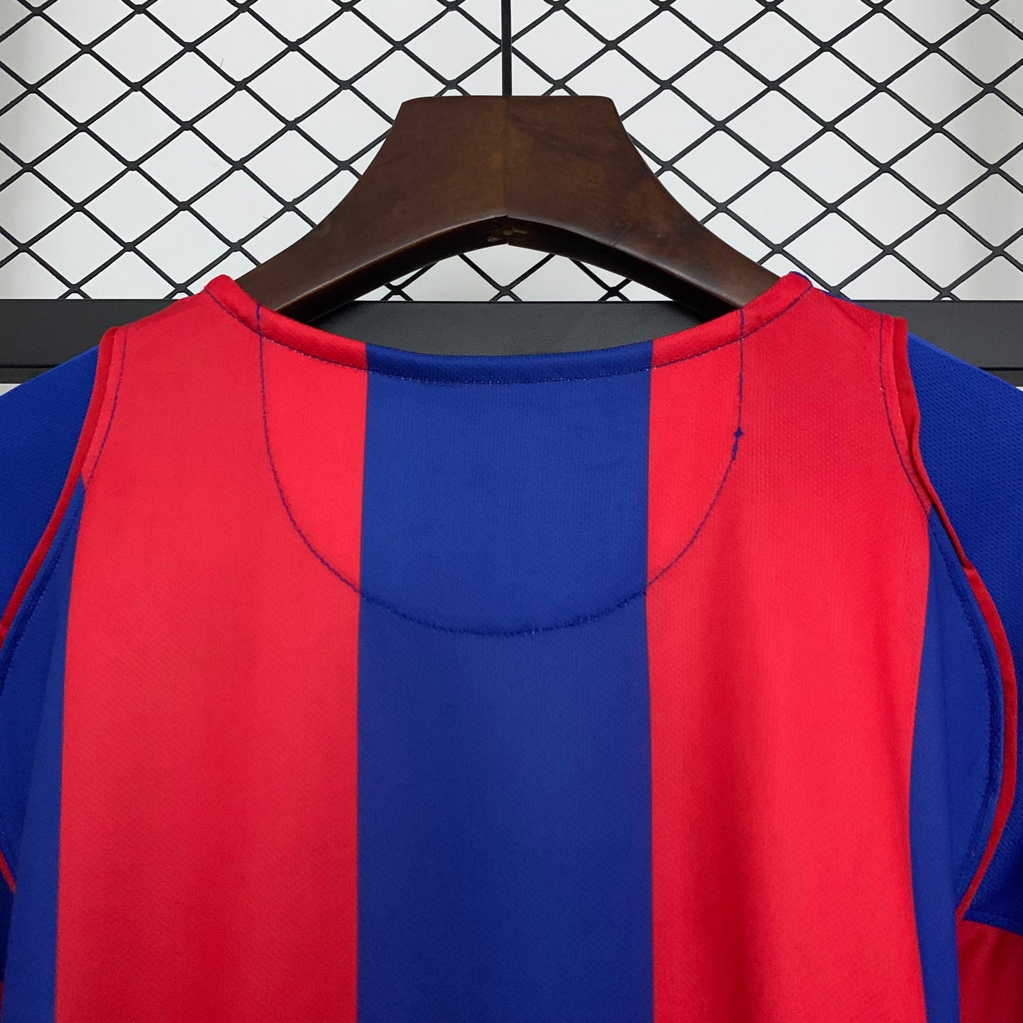 Fútbol Club Barcelona retro 2004/05 Away