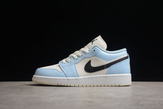 Nike Air Jordan 1 Low 554723-401