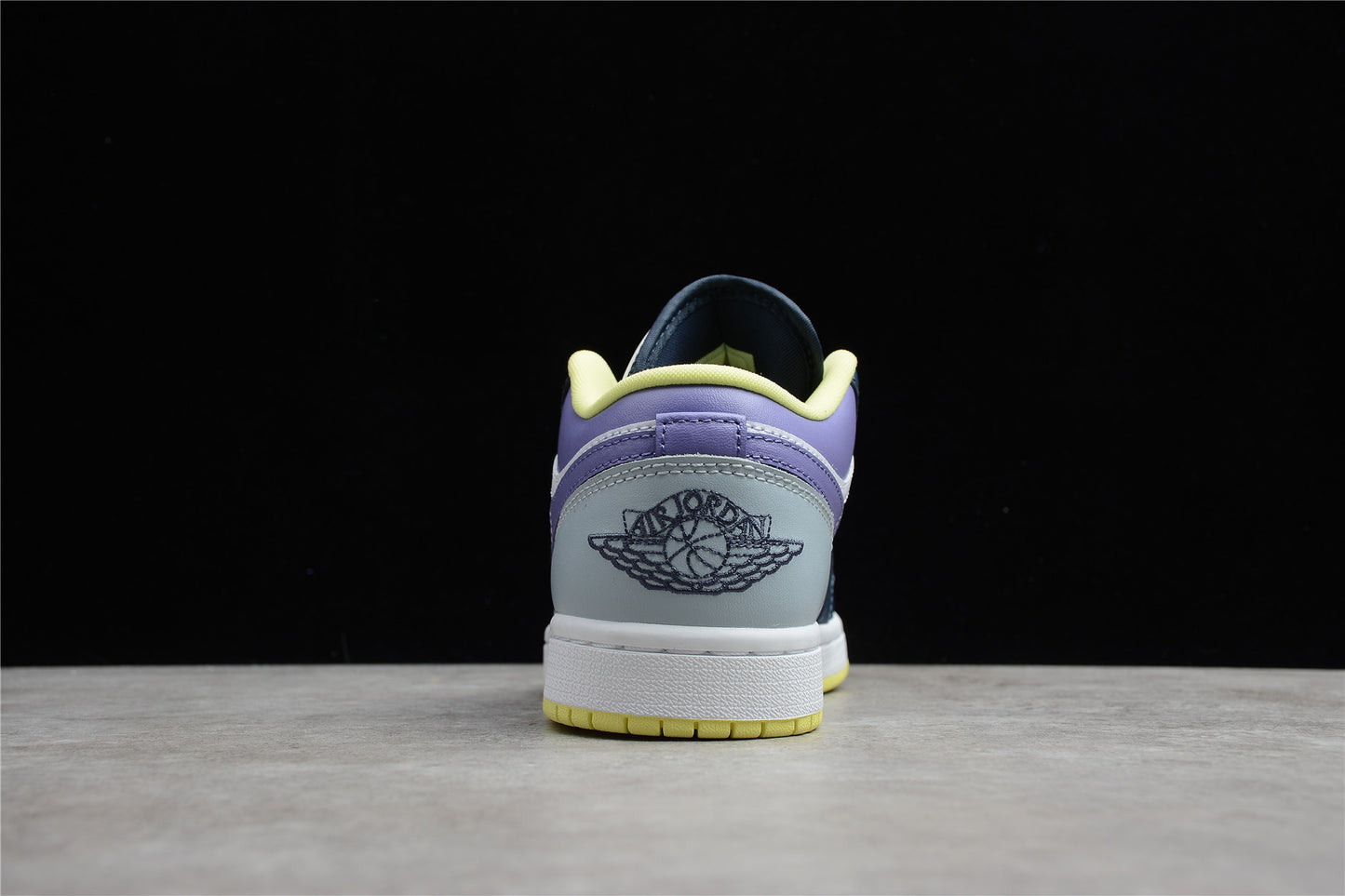 Nike Air Jordan 1 Low DJ4342-400