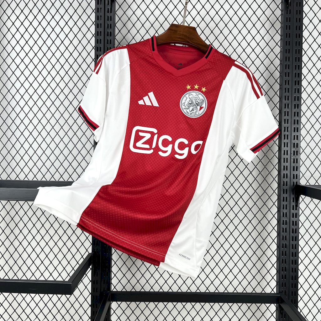 Ajax 2025/26 Home