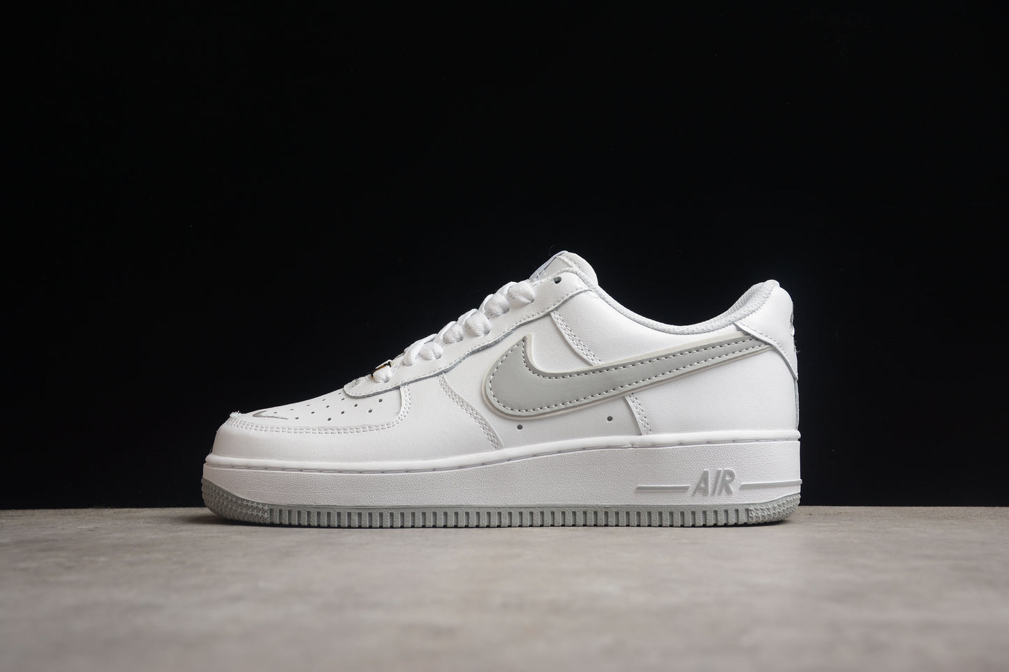 Nike Air Force 1 CV5696 961