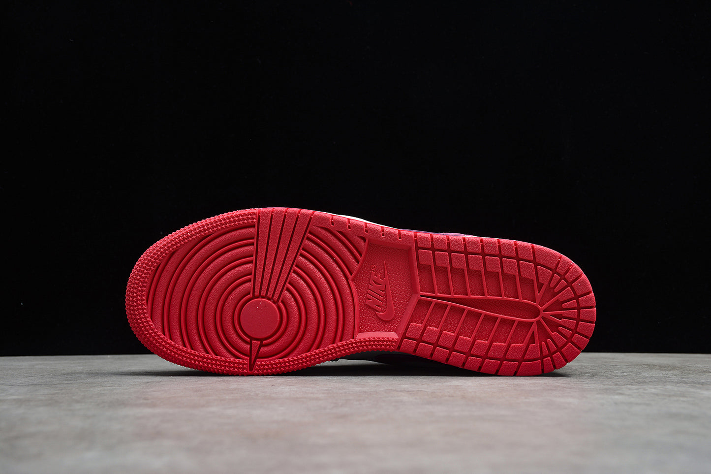 Nike Air Jordan 1 Low 554723-161