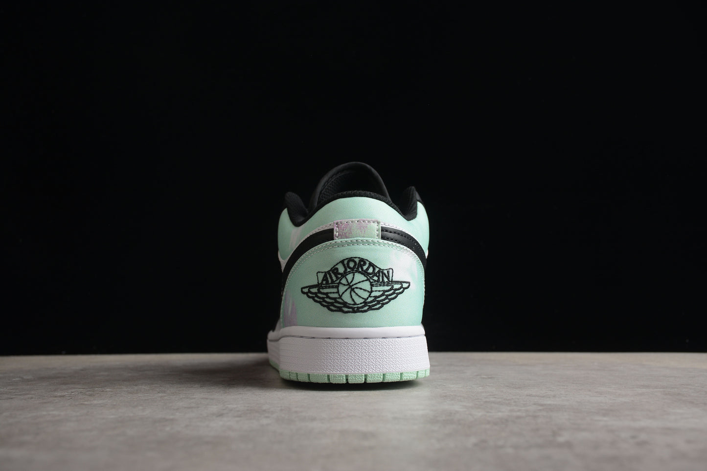 Nike Air Jordan 1 Low DM1199-100
