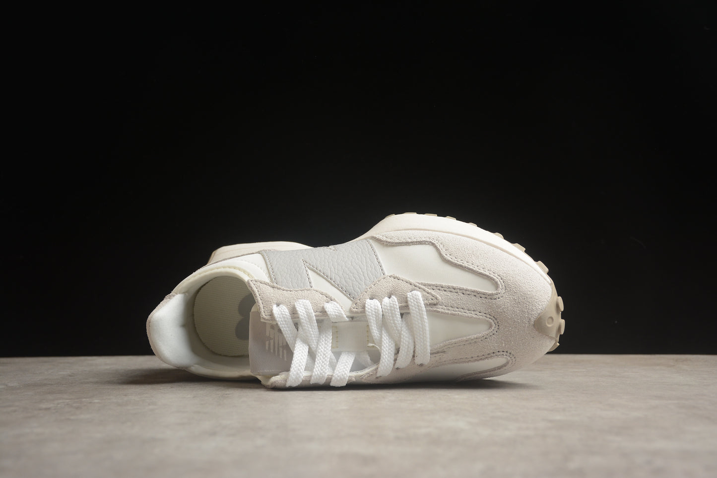 New Balance MS327 WS327KE