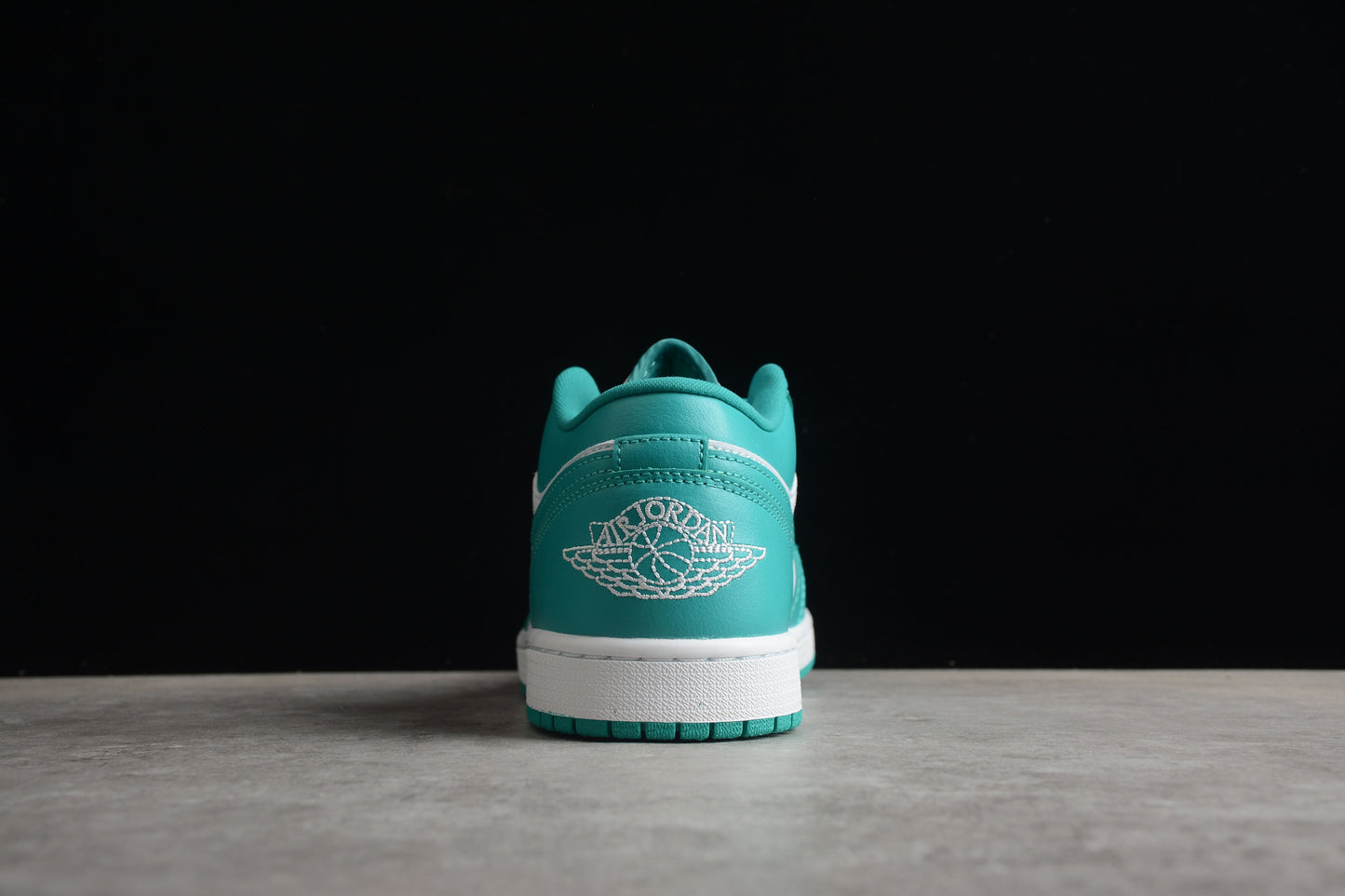 Nike Air Jordan 1 Low DC0774-132