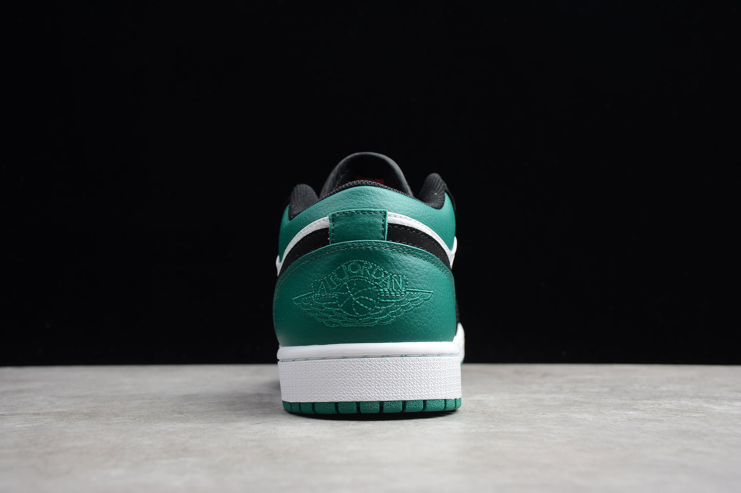 Nike Air Jordan 1 Low 553558-113