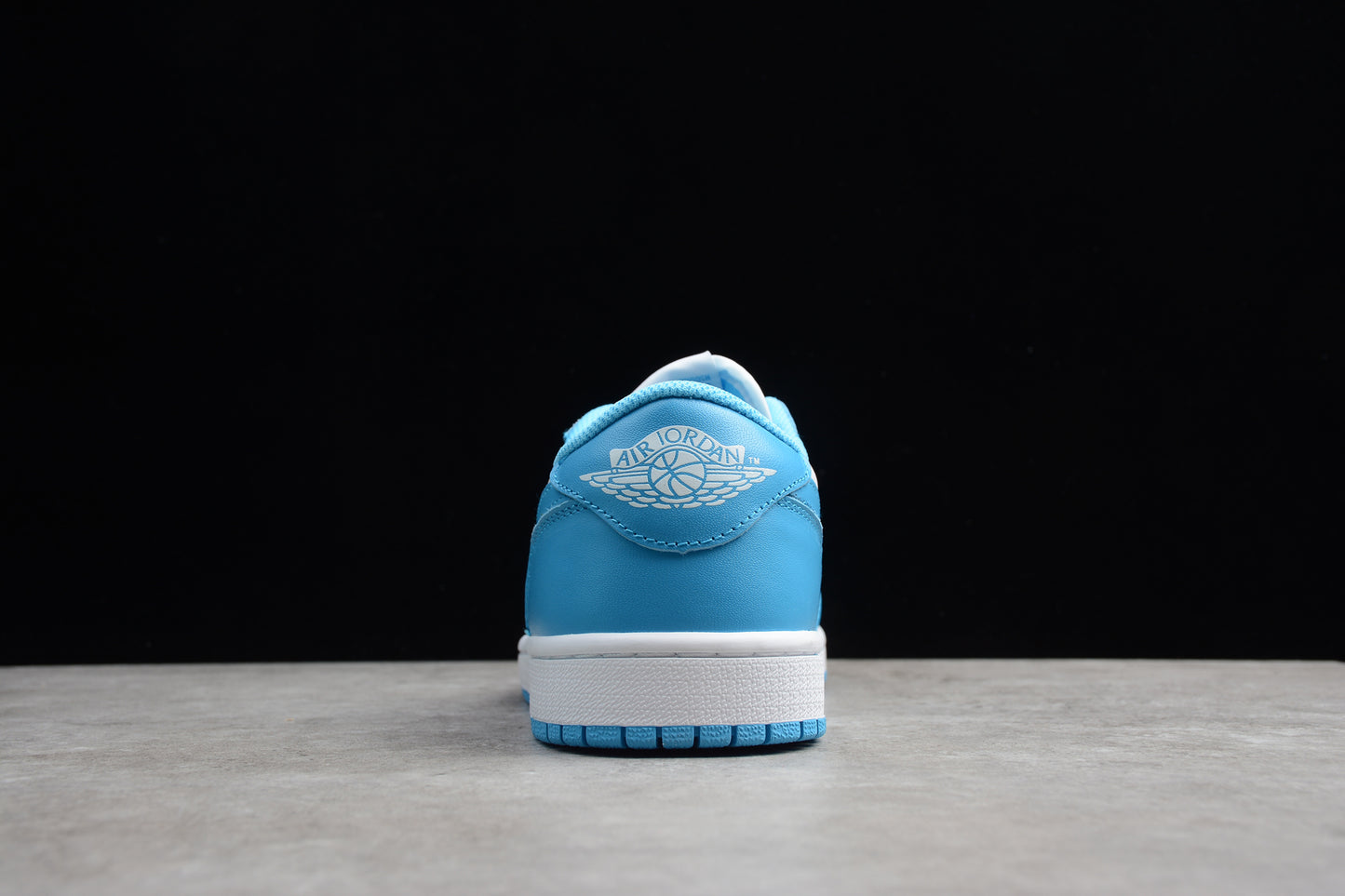 Nike Air Jordan 1 Low CJ7891-401