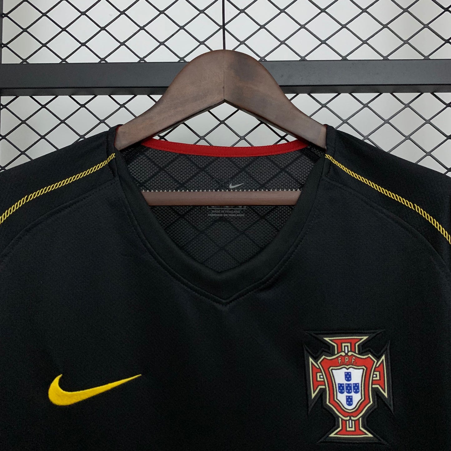 Portugal retro 2006 Away