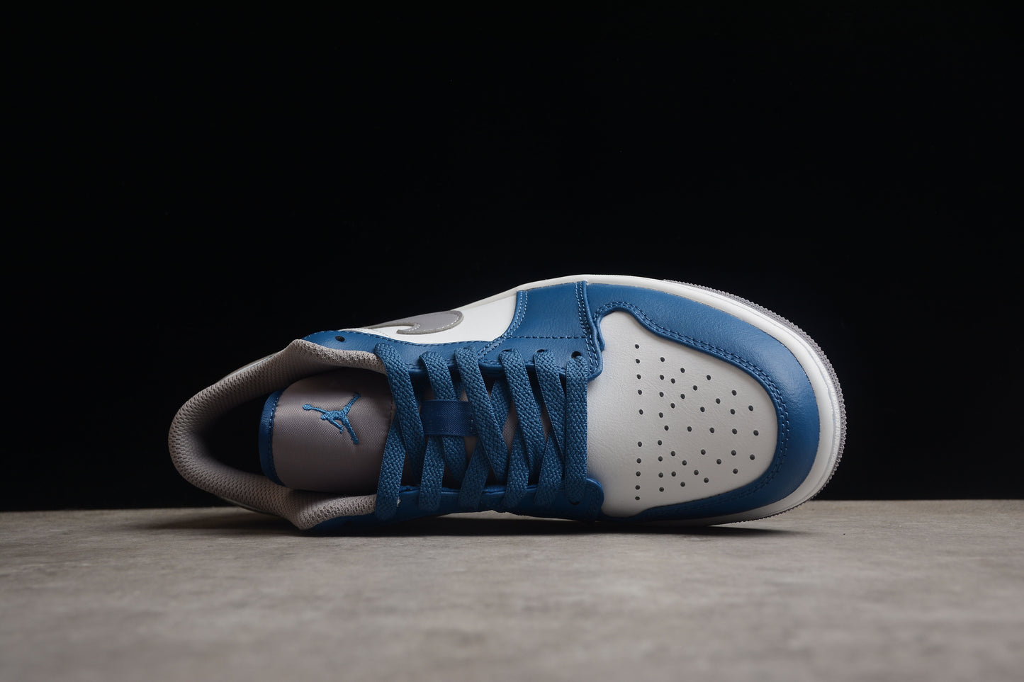 Nike Air Jordan 1 Low 553558-412