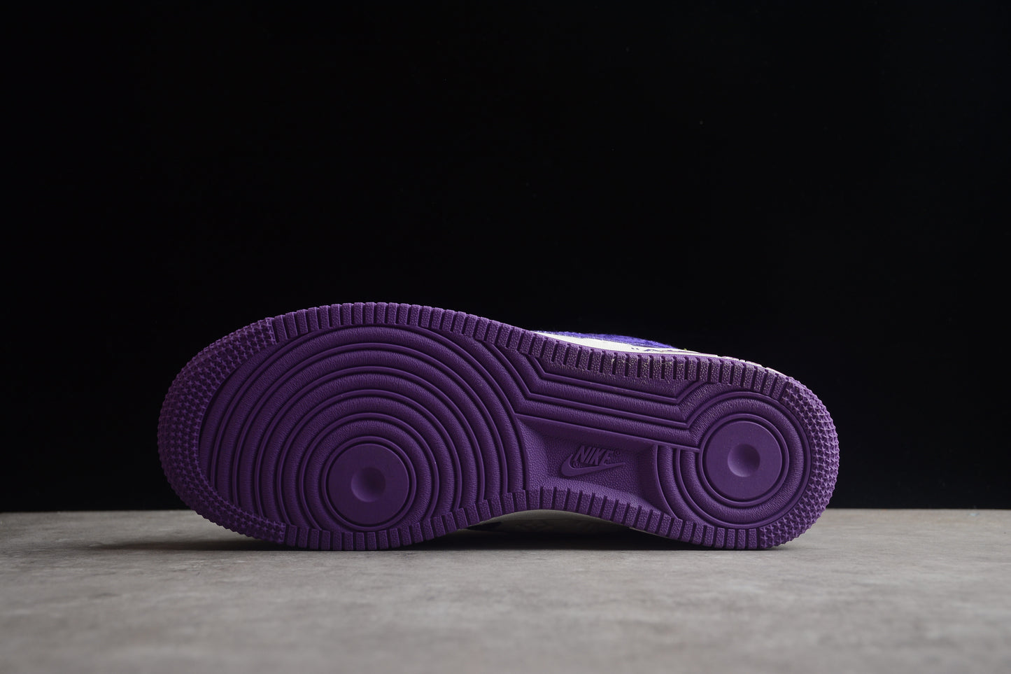 Louis Vuitton x Nike Air Force 1'07 LV8 Low Lila