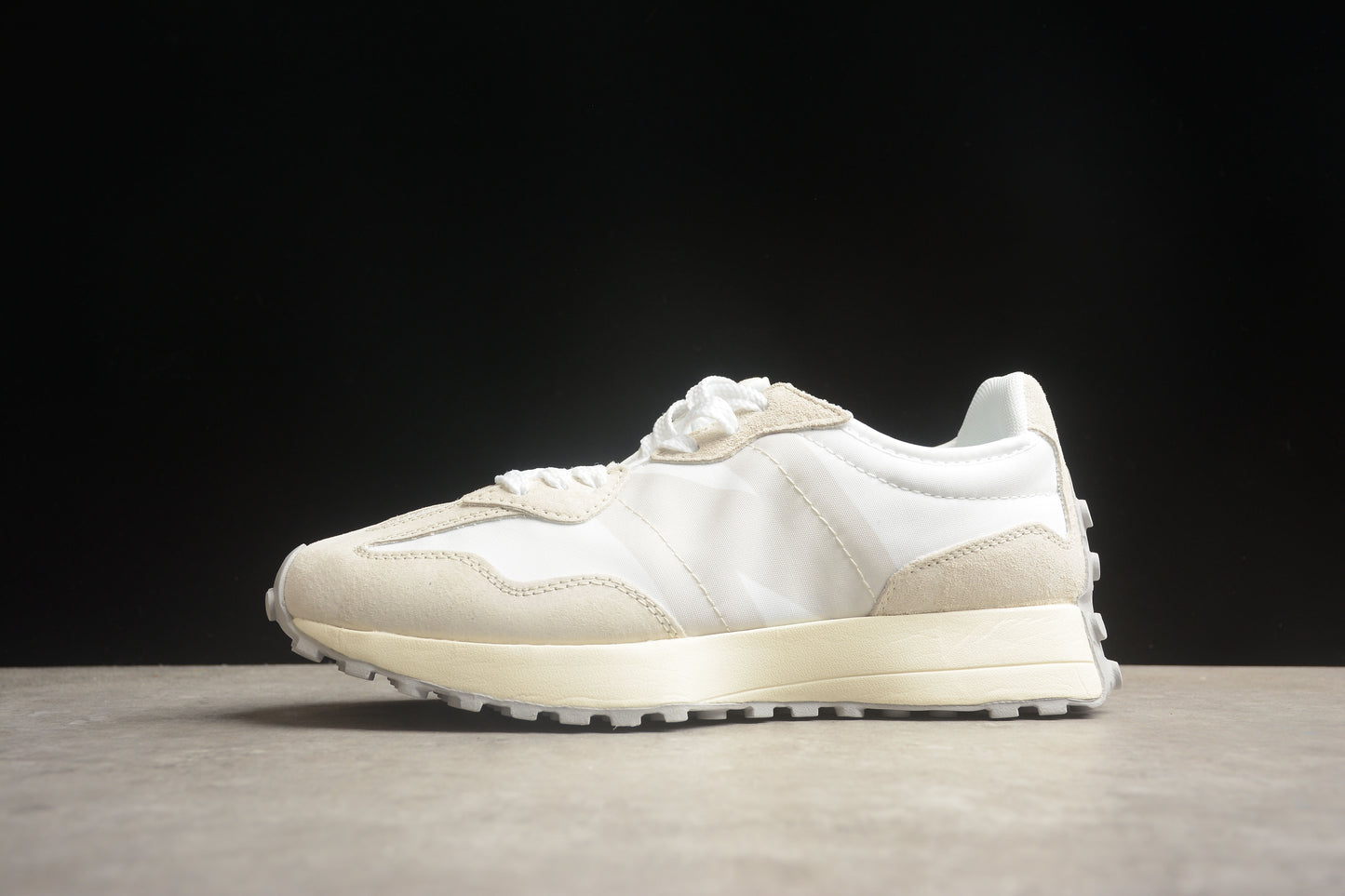 New Balance MS327 MS327SBC