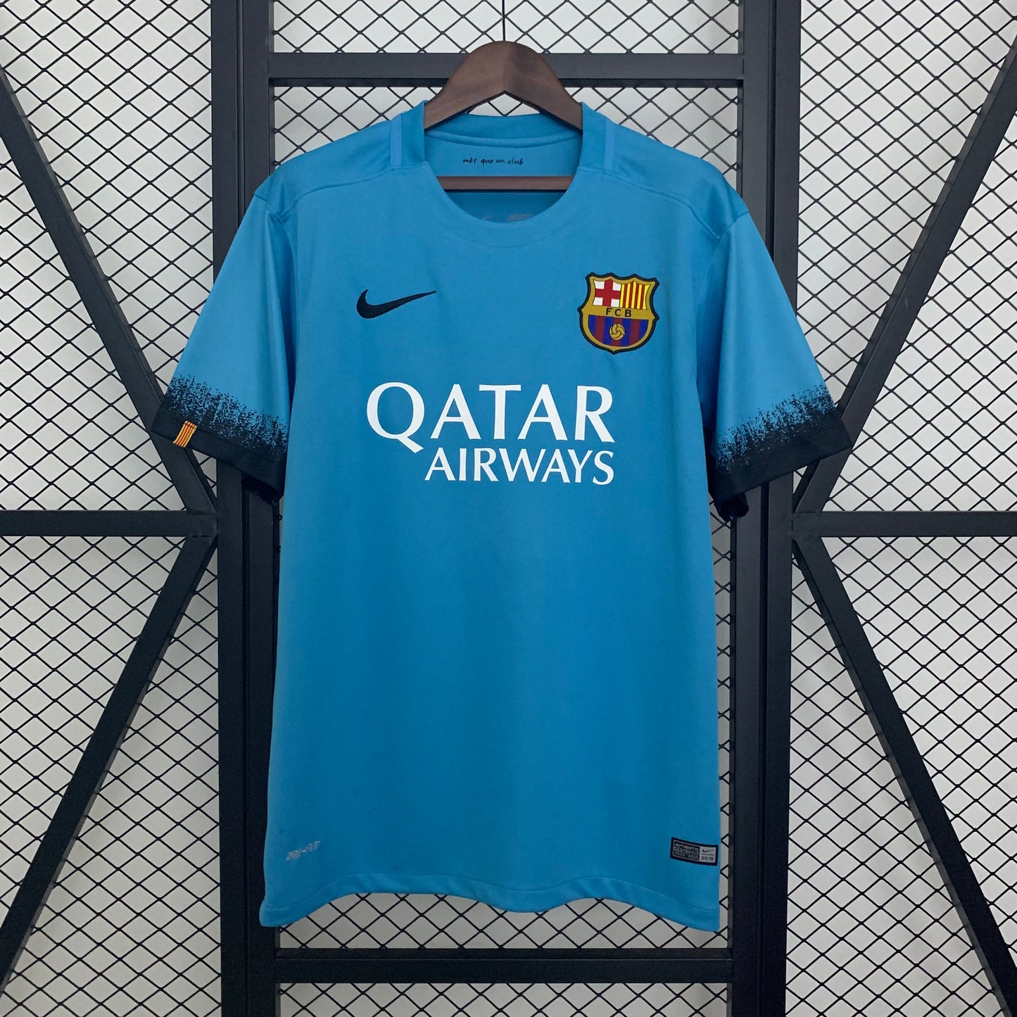 Fútbol Club Barcelona retro 2015/16 Third