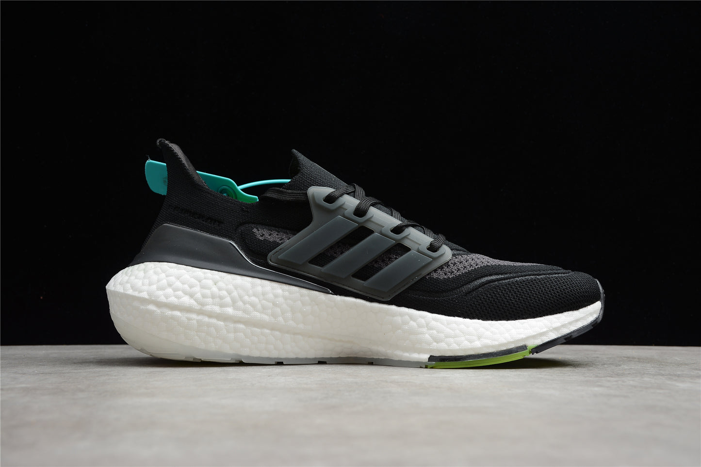 Adidas ultra boost FY0374