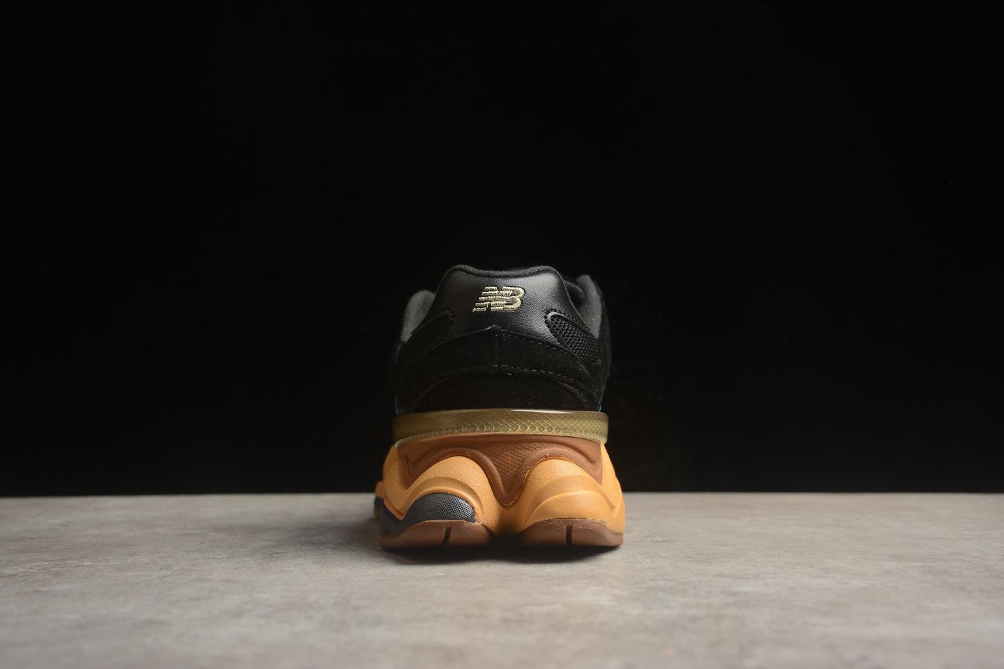 New Balance 9060 U9060RE