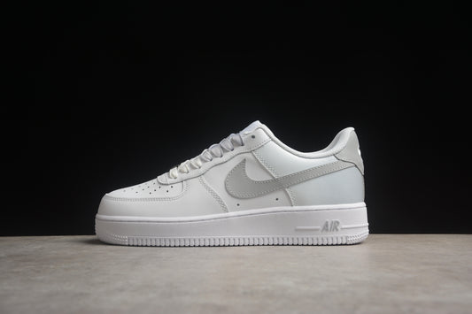 Nike Air Force 1 FN0366-102
