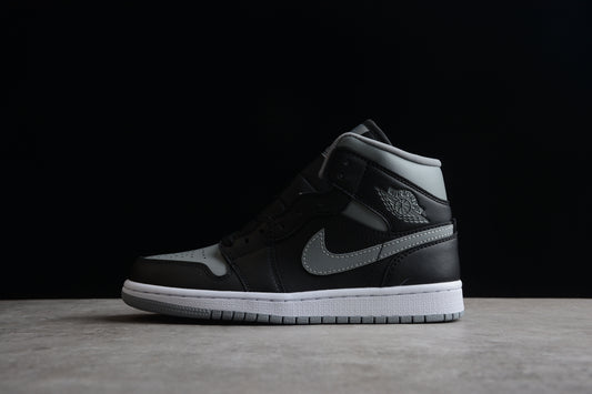 Nike Air Jordan 1 Low BQ6472-007