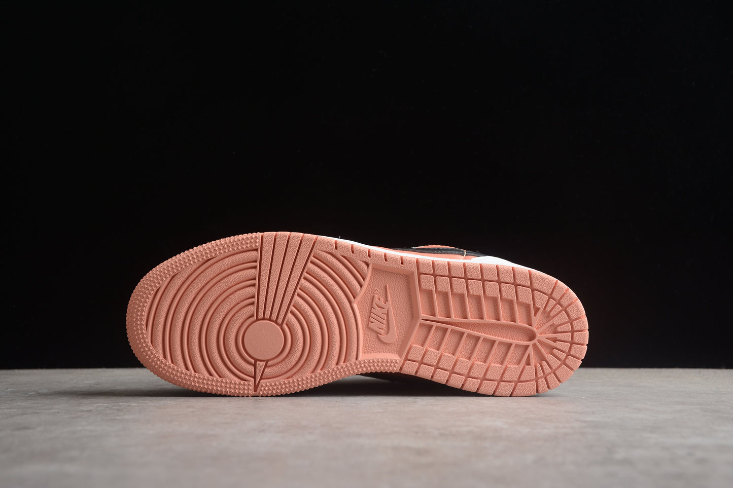 Nike Air Jordan 1 Low DM8960-801