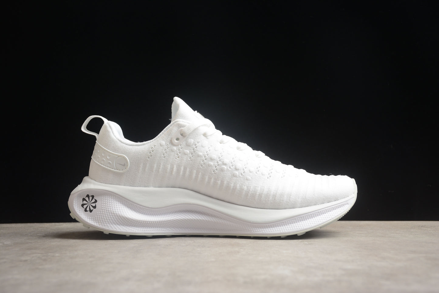 NIKE Zoom X Invincible Run DR2665 001