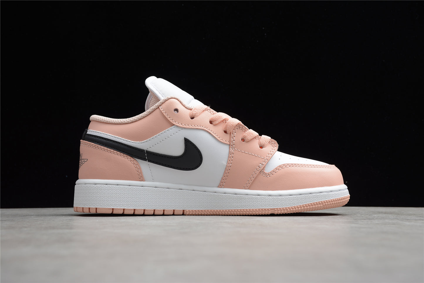 Nike Air Jordan 1 Low 553560-800