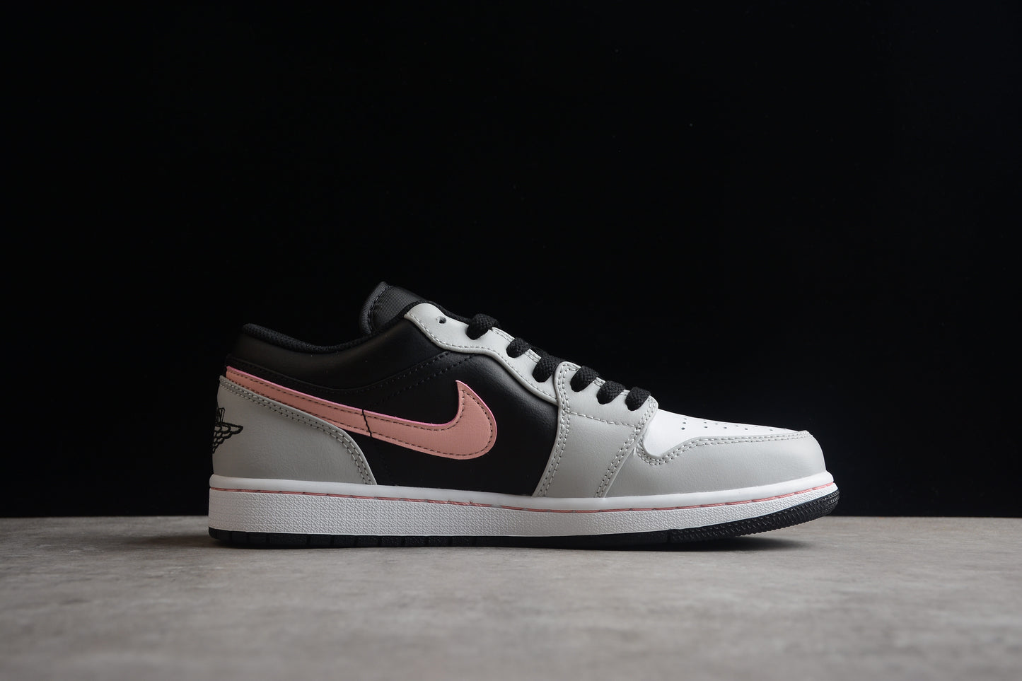 Nike Air Jordan 1 Low 553558-062