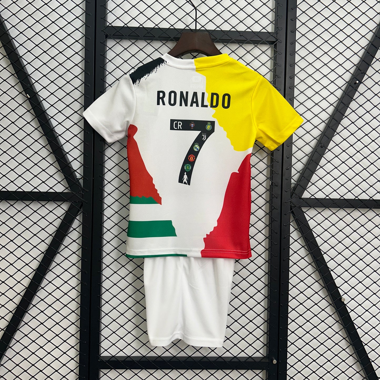 Cristiano Ronaldo conmemorativo Kids Version