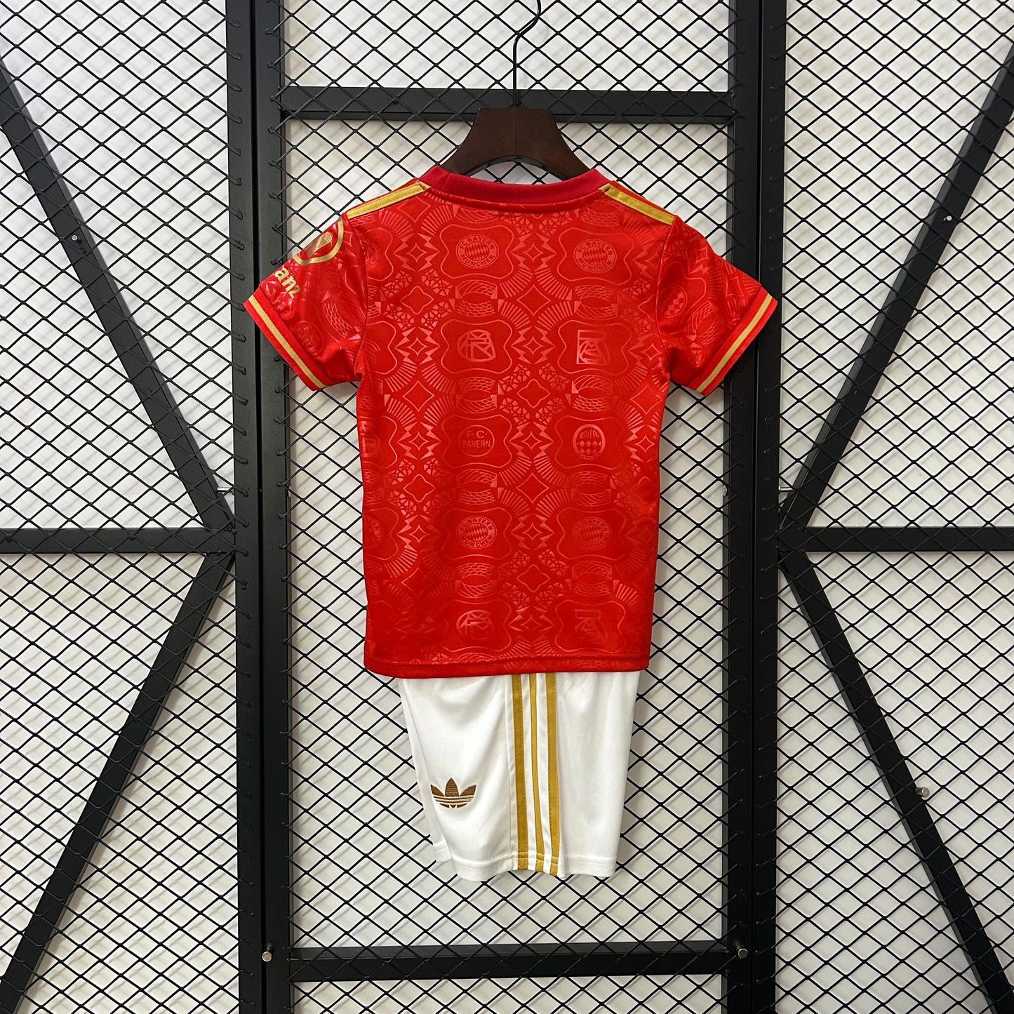 Bayern Munich 2025/26 125 aniversario Kids Version