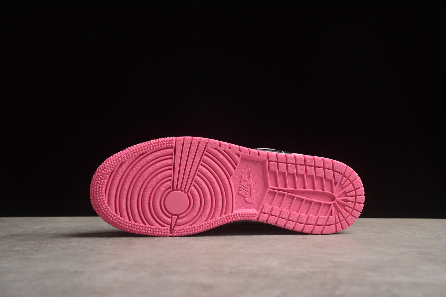 Nike Air Jordan 1 Low 553560-162
