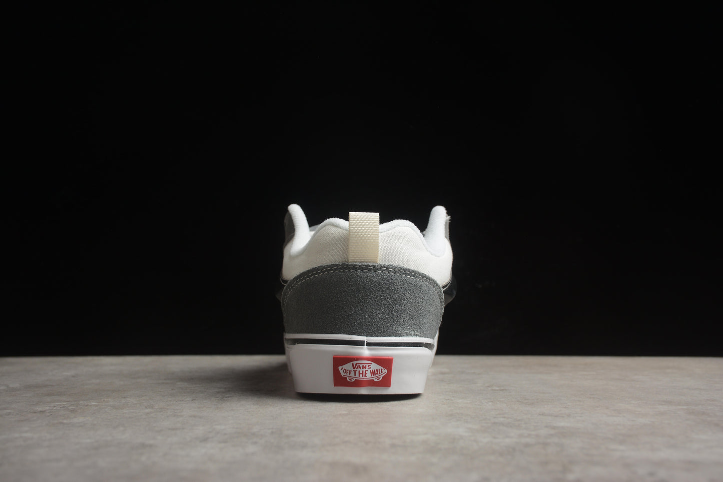 Vans Classics Knu Skool Gris