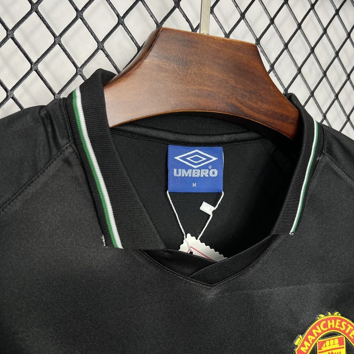 Manchester United retro 1998/99 Away