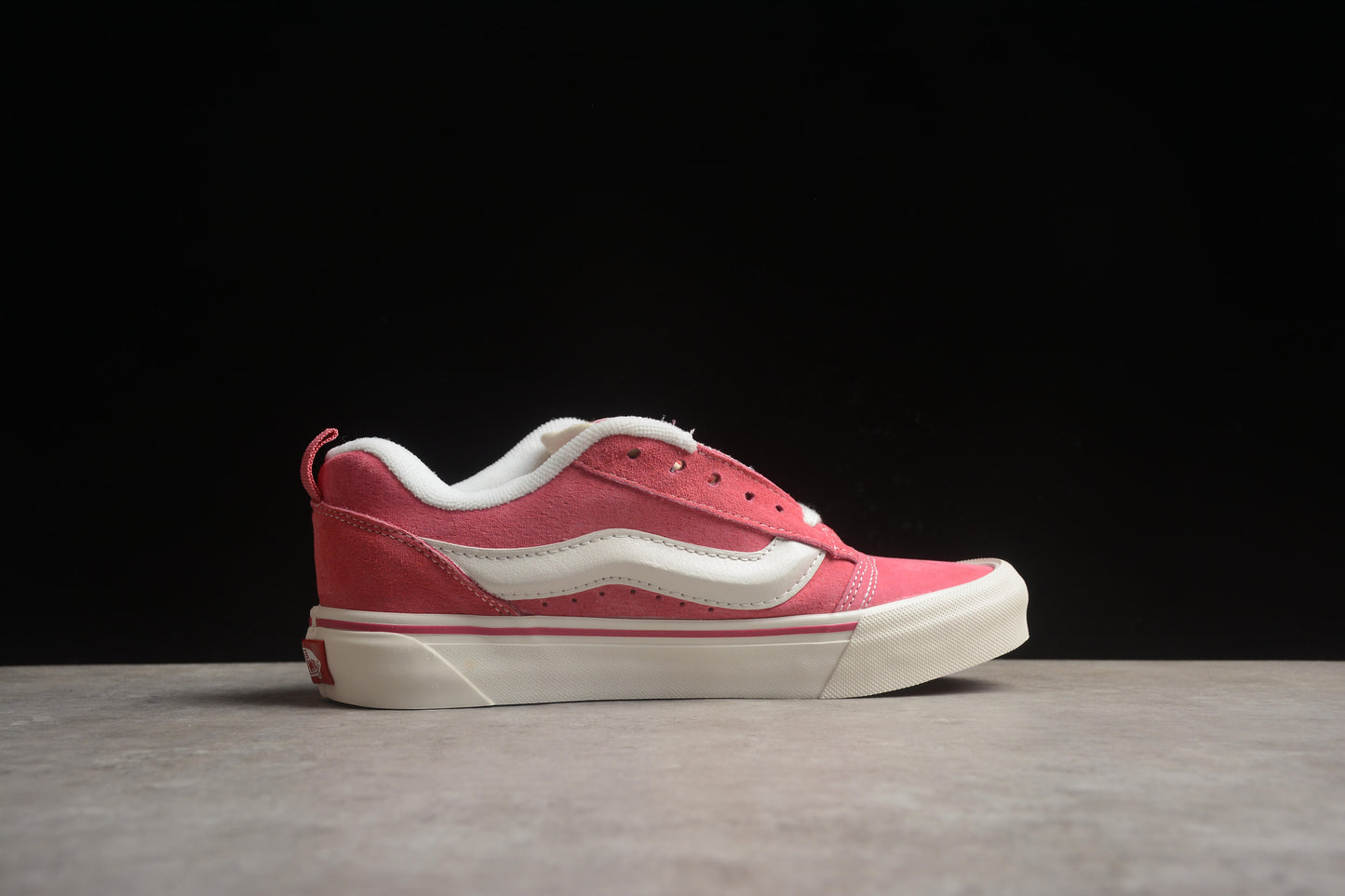 Vans Classics Knu Skool Rosa