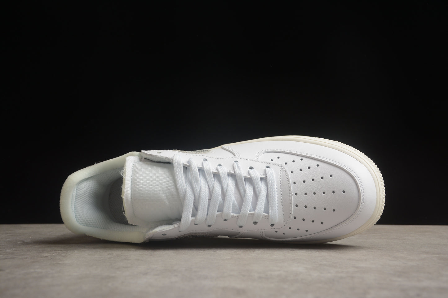 Nike Air Force 1 A04297-100