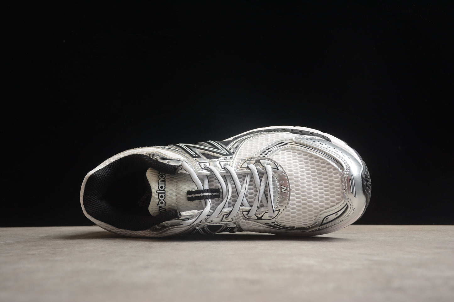 New Balance 860 ML860XD