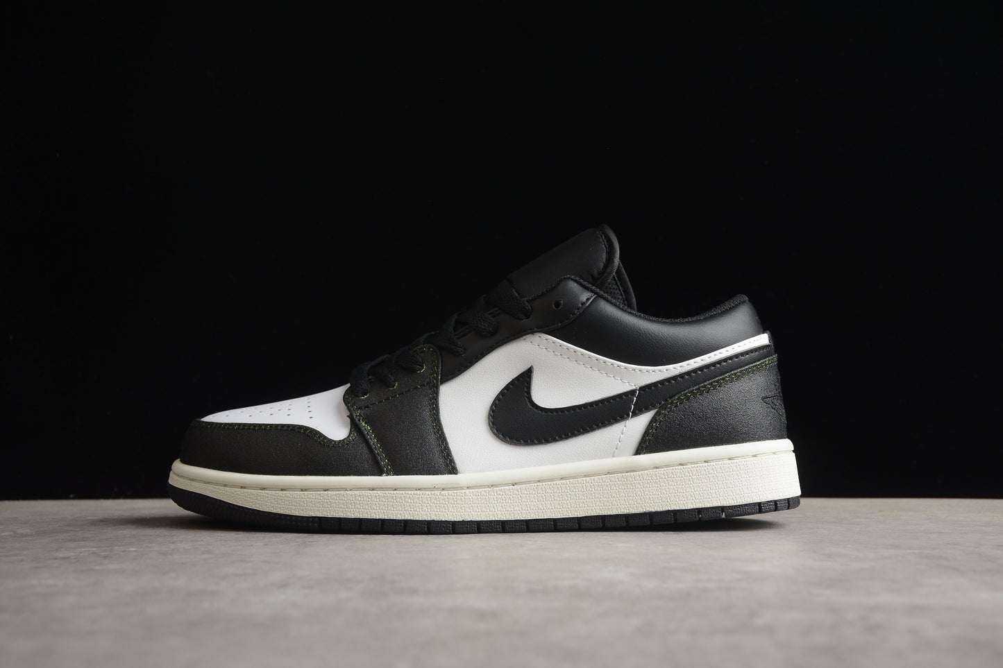 Nike Air Jordan 1 Low DO8244-003